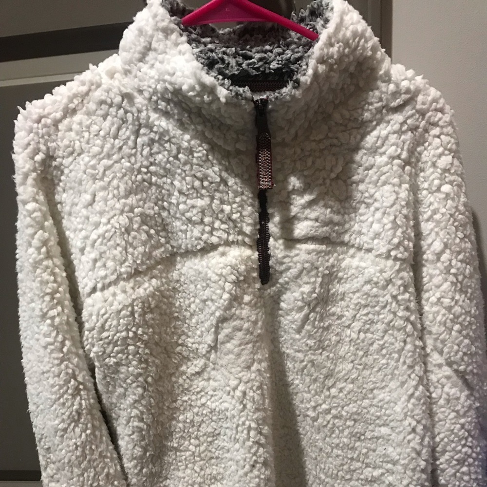 White true grit M